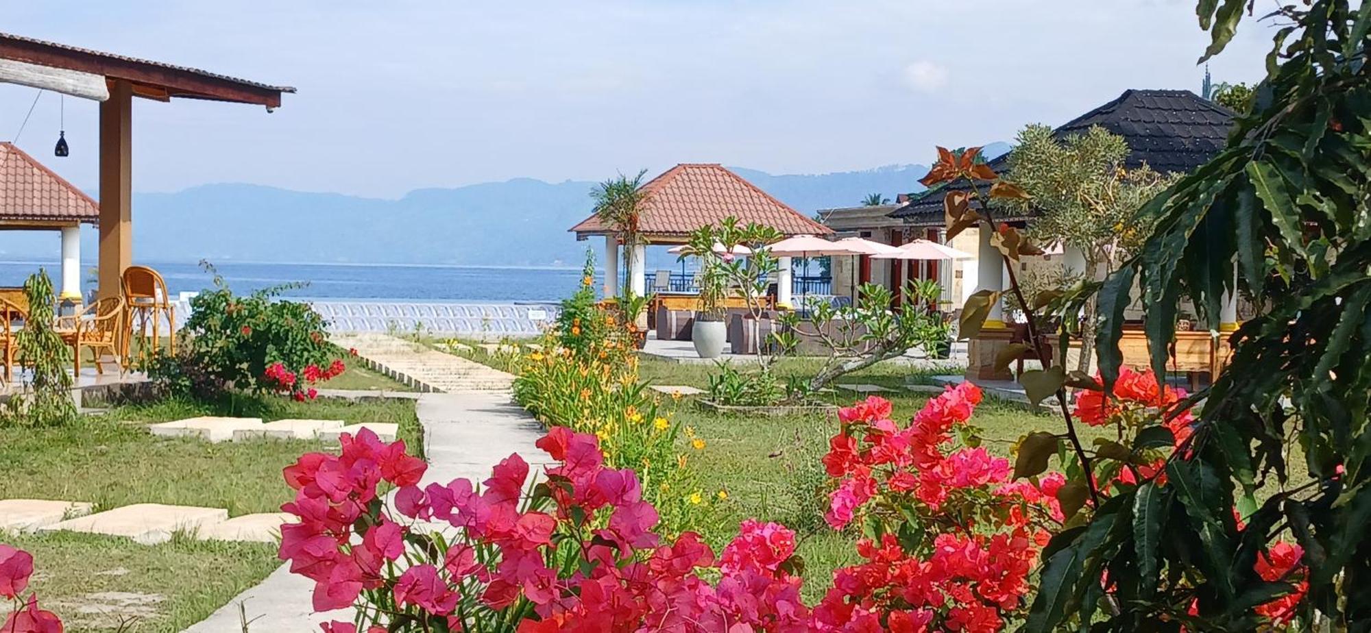 Juma Cottages トゥクトゥク エクステリア 写真